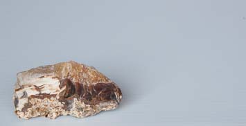 geode fragment, 3 in wide